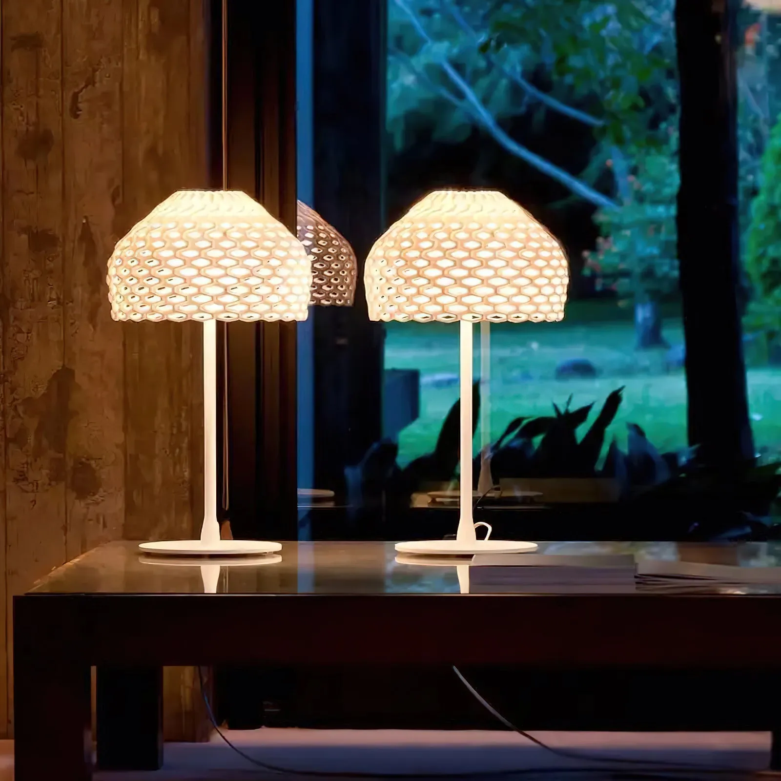 Armadillo Table Lamp