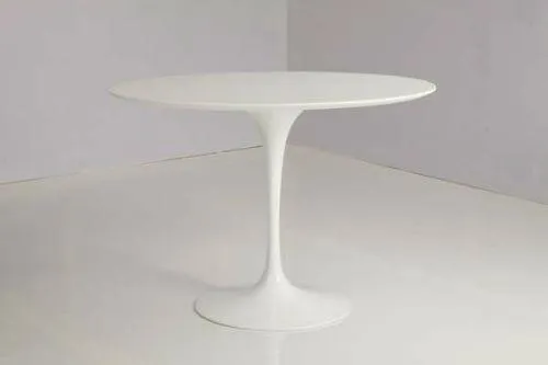 Eero Saarinen Tulip Table - Oval Dining 29 x 47 Inch